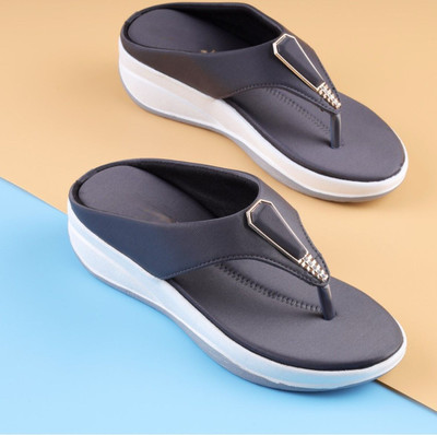 K' Footlance Girls Slip-on Heels(Grey , 10.5 TO 11 YEAR)