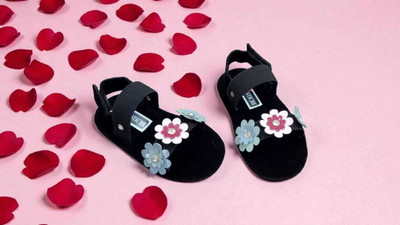 SHOESTICHE Angry Birds Boys & Girls Velcro Strappy Sandals(Black , 1.5 YEAR KIDS)