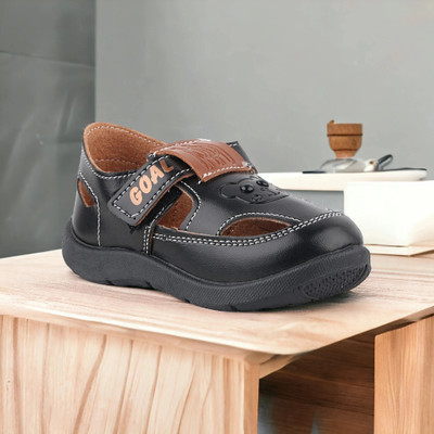 LEVOT Boys Velcro Sports Sandals(Black , 2.5-3 YEARS)