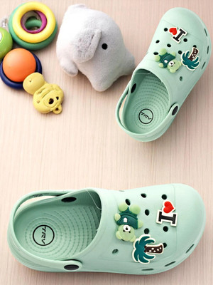 TRV Boys & Girls Sling Back Clogs(Green , 10.5-11 YEARS)