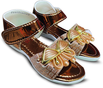 TrendStation Girls Velcro Strappy Sandals(Brown , 6-6.5 Years)