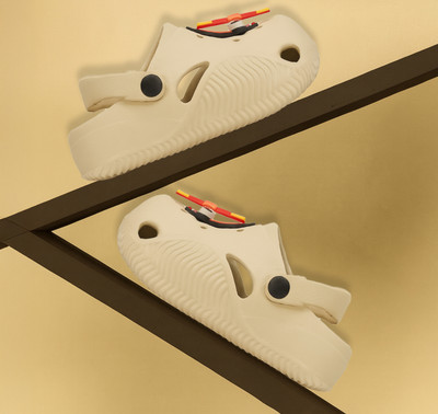 FASMANIA Boys & Girls Slip-on Clogs(Beige , 5.5-6 YEARS)