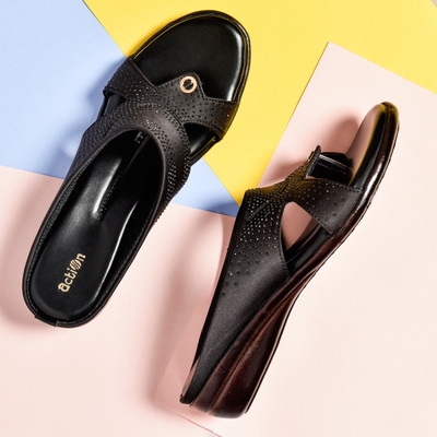 action Girls Slip-on Flats(Black , 11 - 12 Years)