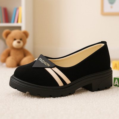 footpedia Girls Slip-on Mule(Slip ons)(Black , 5.5-6 YEARS)
