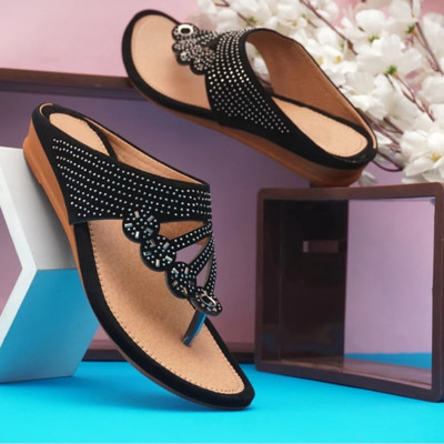 K' Footlance Girls Slip-on Flats(Black , 16 Years & Above)