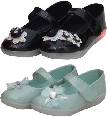 New Collection Girls Velcro Flats(Multicolor , 7-5-8Years)