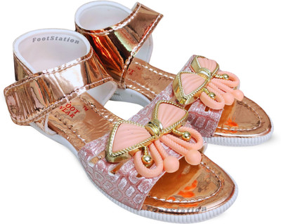 TrendStation Girls Velcro Strappy Sandals(Pink , 8-9 Years)