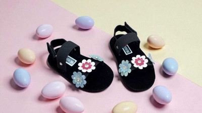 SHOESTICHE Angry Birds Boys & Girls Velcro Strappy Sandals(Black , 1.5 YEAR KIDS)