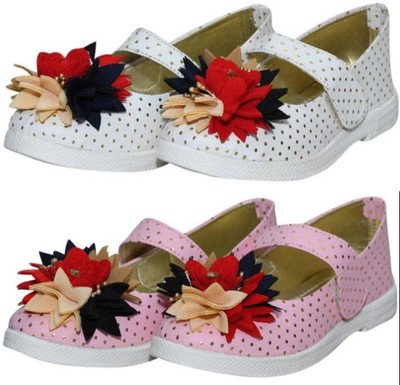 New Collection Girls Velcro Flats(Multicolor , 1.5-2Years)