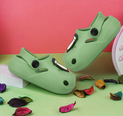 FASMANIA Boys & Girls Slip-on Clogs(Green , 3.5-4 YEARS)