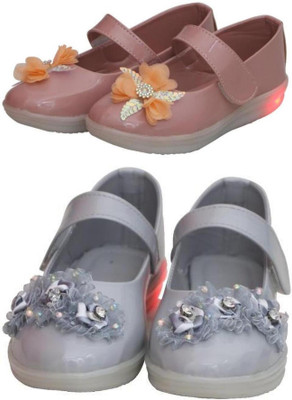 New Collection Girls Velcro Flats(Multicolor , 5.5-6 Years)