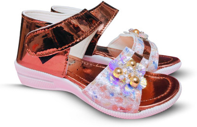 TrendStation Girls Velcro Strappy Sandals(Multicolor , 6.5-7 Years)