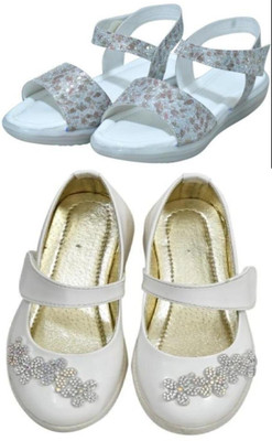 New Collection Girls Velcro Flats(Blue , 1.5-2Years)