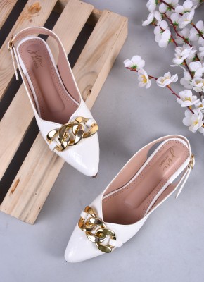 jm looks Women Flats(White , 6)