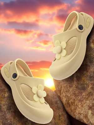 TRV Girls Sling Back Clogs(Beige , 7-7.5 Year)