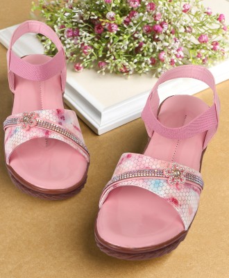 Freeplay Girls Slip-on Flats(Pink , 8-8.5Y)