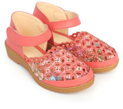 SIYA Girls Velcro Strappy Sandals(Multicolor)