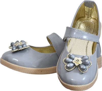 SEGESTICS INDUSTRIAL SOLUTION Girls Velcro Flats(Grey , 6.5-7)