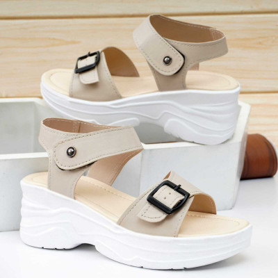 Deals4you Girls Slip-on Heels(Beige , Depend on foot length)