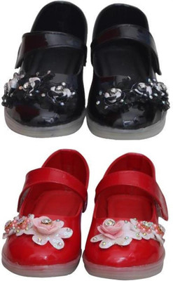 New Collection Girls Velcro Flats(Multicolor , 5.5-6 Years)
