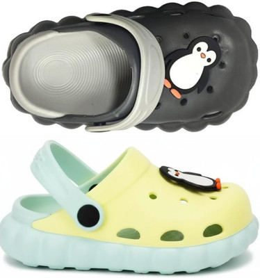 FEETPER Boys & Girls Slip-on Sports Sandals(Black , 2-2.5 Years)