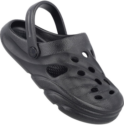 WALKAROO Angry Birds Boys Slip-on Flats(Black , 8-9 Years)