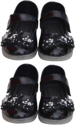 New Collection Girls Velcro Flats(Green , 7-7.5Years)