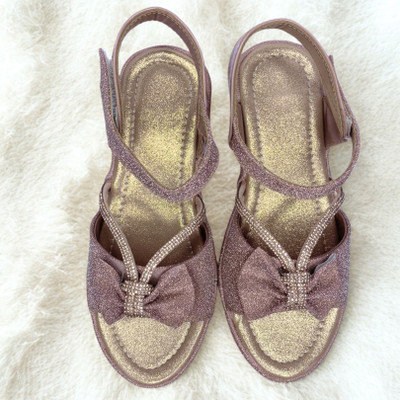 Arza Enterprises Disney Princess Girls Strap Flats(Pink , 6-7 years)