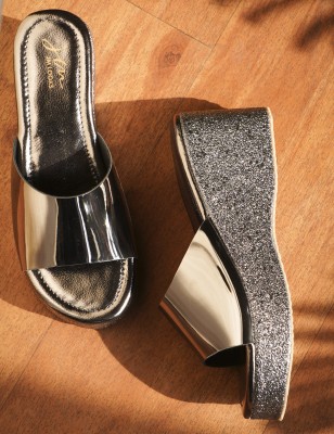 jm looks Girls Slip-on Wedges(Grey , 18yr And Above)