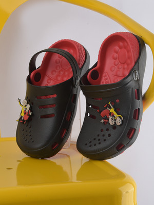 Action Plus Boys & Girls Slip-on Clogs(Black , 8 Years)