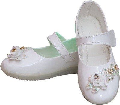 New Collection Girls Velcro Flats(White , 6-6.5years)