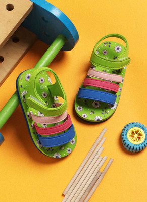 Yk Boys & Girls Velcro Thong Sandals(Green , 3.5 - 4 Years)