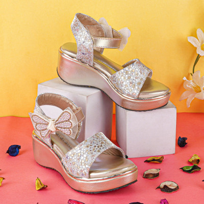 KILLER Girls Velcro Heels(Gold , 6.5 To 7 Years)