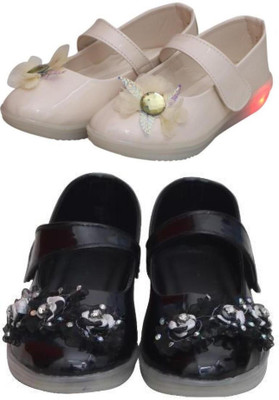 New Collection Girls Velcro Flats(Green , 6.5-7Years)