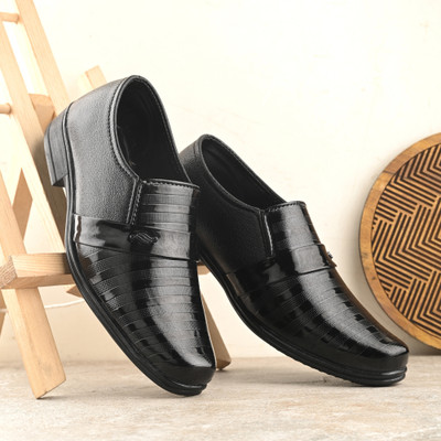 K' Footlance Boys Slip on Oxford Shoes(Black, 7.5 TO 8 YEAR)