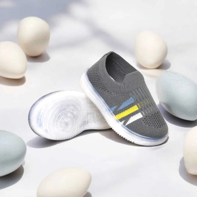 Miss & Chief Boys & Girls Slip on Sneakers(Grey, 3-3.5 YEARS)
