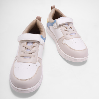 Pantaloons Junior Girls Slip on Ballerinas(White)