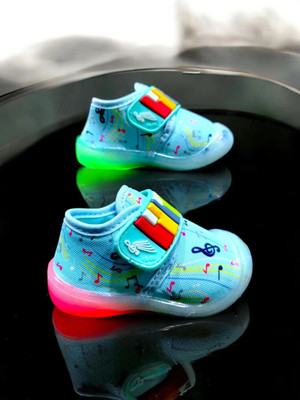 Miss & Chief Snoopy Boys & Girls Velcro Sneakers(Light Green, 12-15 Months)