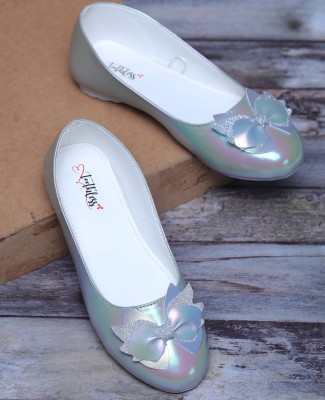 Toothless Girls Slip on Ballerinas(Silver, 10-11 years)