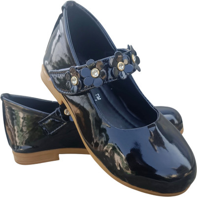 New latest Girls Velcro Ballerinas(Black, 7-8 yr)