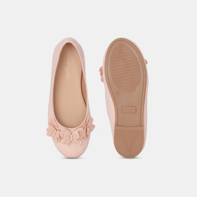 Pantaloons Junior Girls Slip on Casual Boots(Gold, 8.5-9 Years)