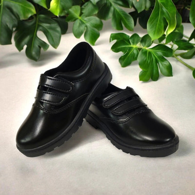 school hours Boys Velcro Running Shoes(Black, 12-13 Years)