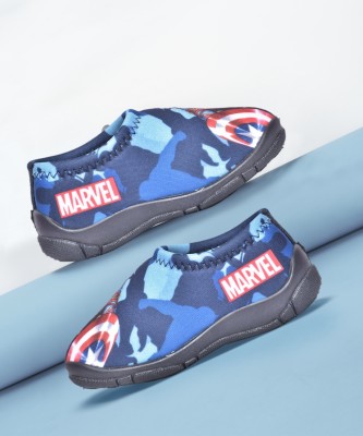 Avengers Avengers Boys Slip on Sneakers(Blue, 20 - 22 Years)