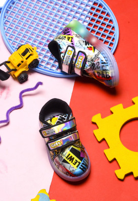 KINGSANDQUEENS Boys & Girls Velcro Sneakers(Multicolor, 3.5-4 Years)