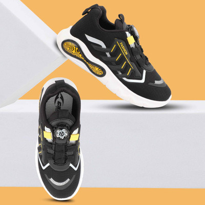Chazer Boys Slip on Running Shoes(Black)
