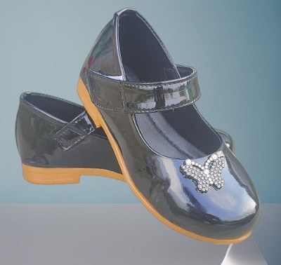 NEWLATESTGOODLOOKING & PERFECTFEELING WITH DEVICE Girls Velcro Ballerinas(Black, 3-3.5 year)
