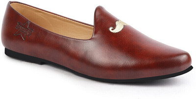FAUSTO Boys Slip on Jutis(Red, 9-10)