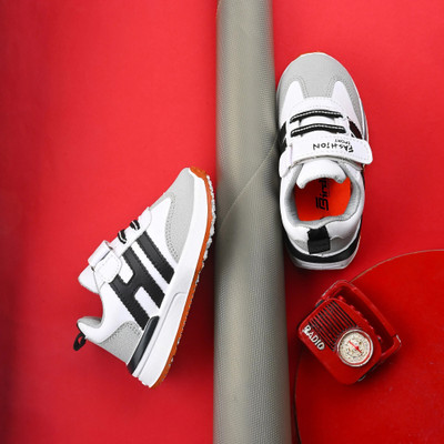 Birde Boys Velcro Walking Shoes(Multicolor, 5-5.5 YEARS)