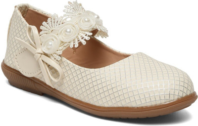 Tiny Bugs Girls Slip on Ballerinas(White, 4.5 To 5 Year)