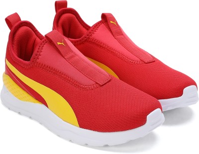 PUMA Boys & Girls Slip on Sneakers(Red, 8 - 9 Years)